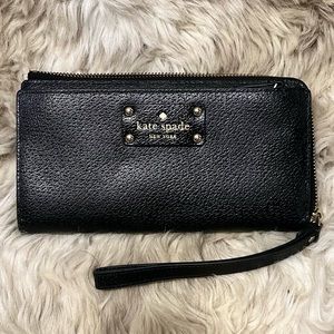Kate Spade New York Black Leather Large Continental Wallet w/ Wristlet - Used